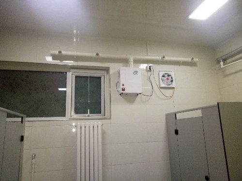 公廁除臭機