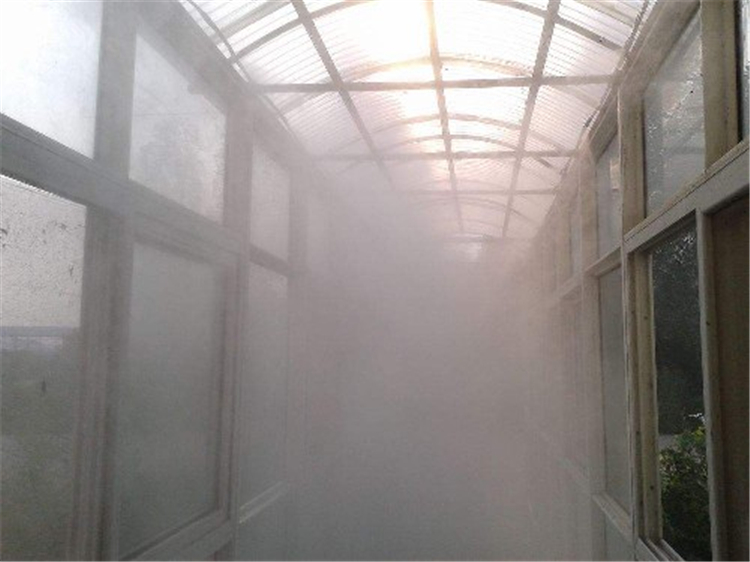 養殖場人員通道消毒機