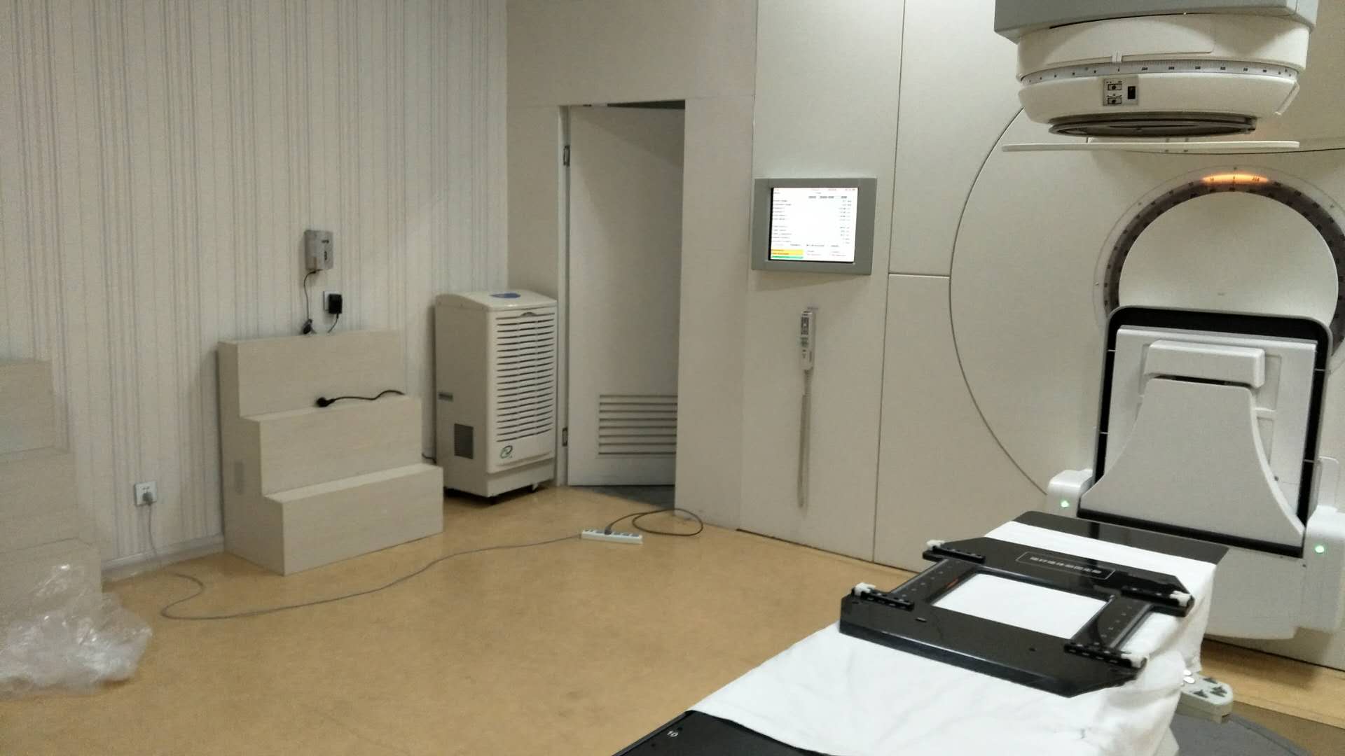 醫院機房除濕機